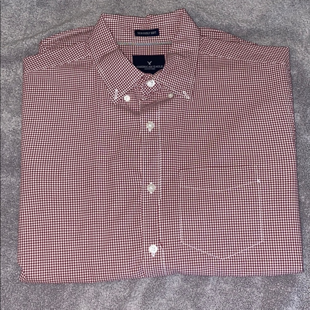 American Eagle Button down